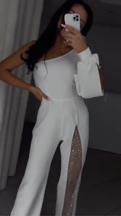 Arielle | Elegantní overal s jedním ramínkem a třpytivým detailem